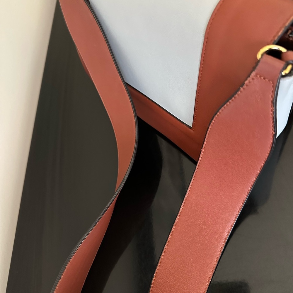 Celine Medium Frame shoulder bag - Picture 3 of 7